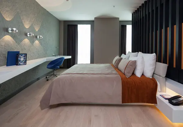 Suite, Şehir Manzaralı