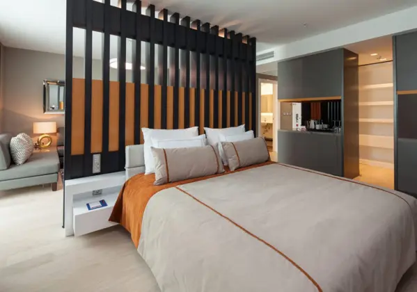 Suite, Şehir Manzaralı