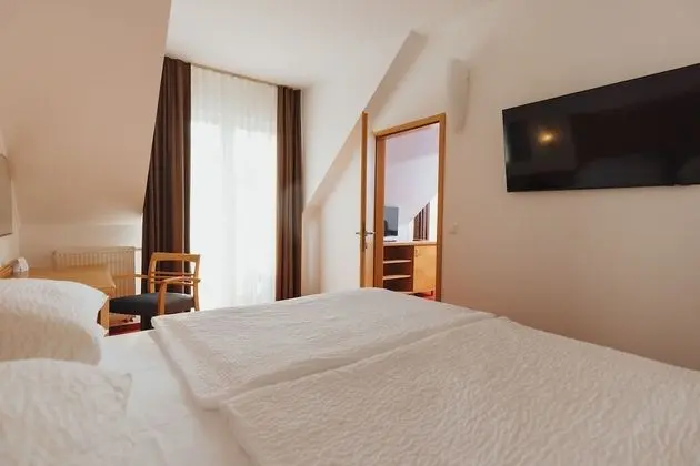 Süit, 1 En Büyük (King) Boy Yatak, Sigara İçilmez