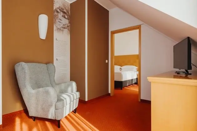 Süit, 1 En Büyük (King) Boy Yatak, Sigara İçilmez