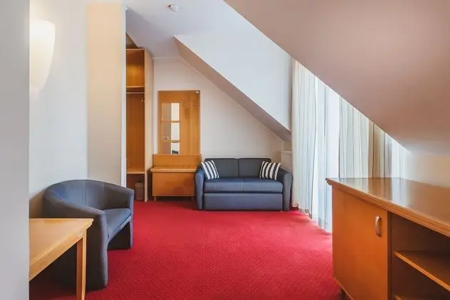 Süit, 1 En Büyük (King) Boy Yatak, Sigara İçilmez