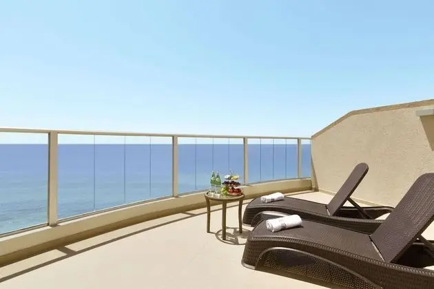 Deluxe Full Sea View