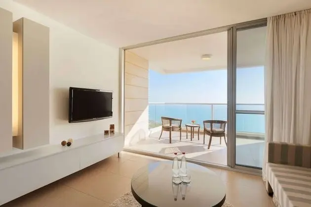 Deluxe Full Sea View