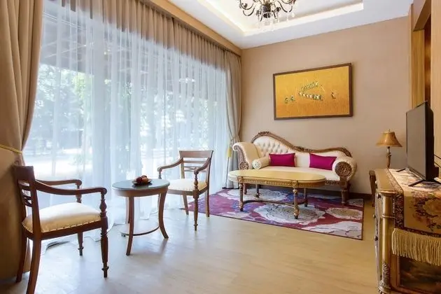 Grand Süit, 1 En Büyük (King) Boy Yatak, Sigara İçilmez