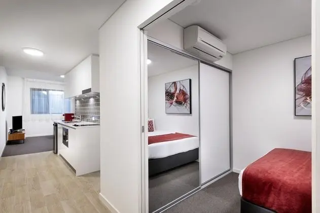 Superior Stüdyo Süit (King Non Smoking Suite)