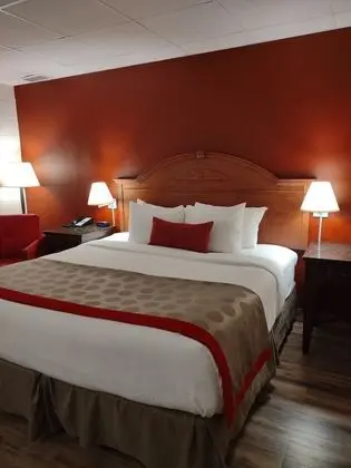 Süit, Birden Çok Yatak, Sigara İçilmez, Havuz Manzaralı (Two-Bedroom)
