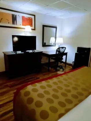 Süit, Birden Çok Yatak, Sigara İçilmez, Havuz Manzaralı (Two-Bedroom)