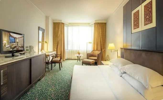 Premier Room