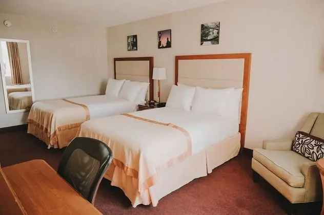 Dog Friendly, 2 Double Beds, Non-Smoking, with Refrigerator