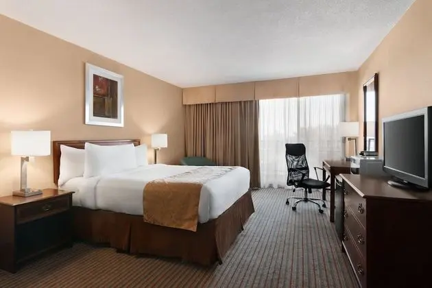 Deluxe Room, 1 Queen Bed, Non Smoking, View (City View)