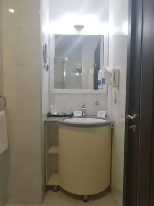 Oda, 1 En Büyük (King) Boy Yatak, Sigara İçilmez