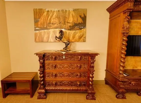 Hisar King Suit,    , Jakuzili