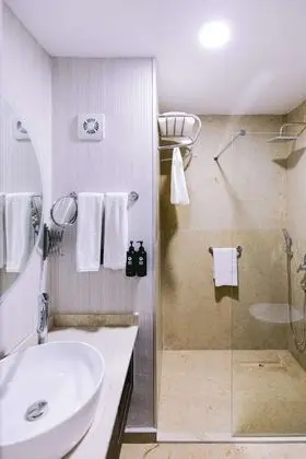 Standard Oda, 1 Büyük (Queen) Boy Yatak, Sigara İçilmez (Garden & Sea View)