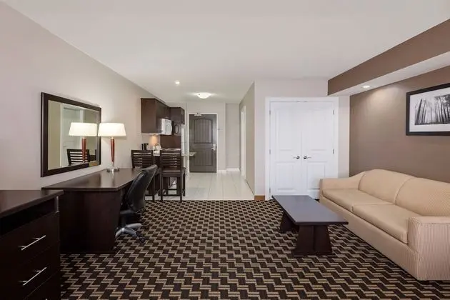 Kitchen room, 1 king bed with sitting area, non smoking