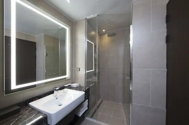 Oda, 2 Tek Kişilik Yatak, Sigara İçilmez