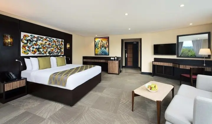 Çatı Katı Süiti (Penthouse), 1 En Büyük (King) Boy Yatak, Sigara İçilmez, Okyanus Manzaralı