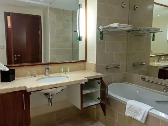 Premium Stüdyo, 1 En Büyük (King) Boy Yatak, Sigara İçilebilir (Burj Khalifa/Fountain View)