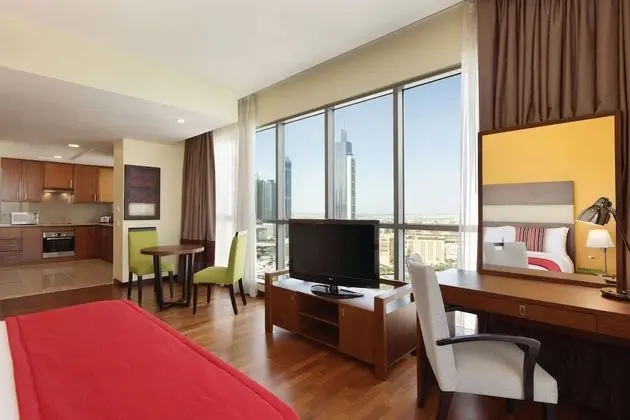 Premium Stüdyo, 1 En Büyük (King) Boy Yatak, Sigara İçilebilir (Burj Khalifa/Fountain View)