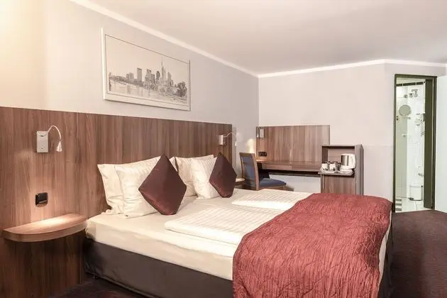 Comfort Tek Büyük veya İki Ayrı Yataklı Oda