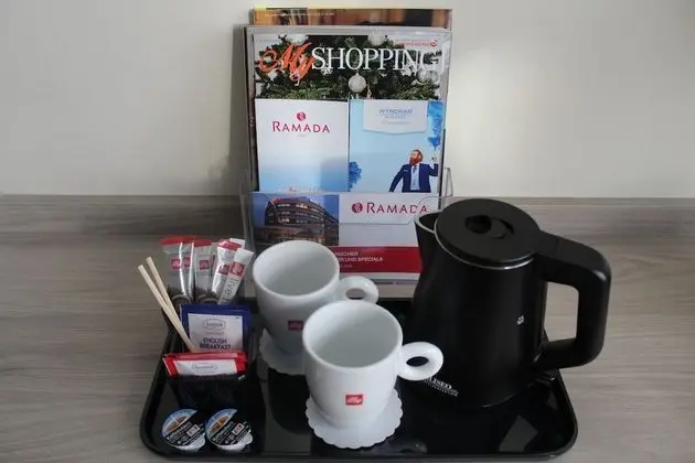 Oda, 2 Büyük (Queen) Boy Yatak, Sigara İçilmez