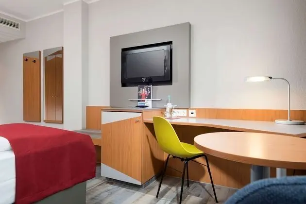 Standard Oda, 1 Büyük (Queen) Boy Yatak