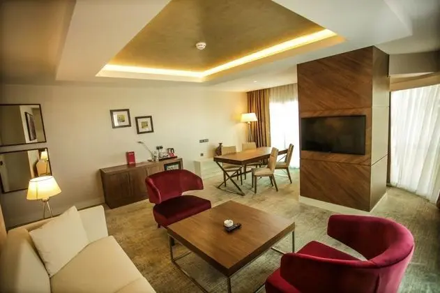 Suite, Şehir Manzaralı