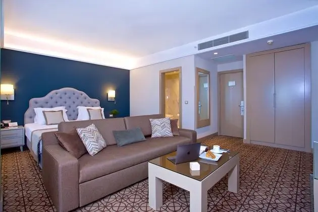 1King Yataklı Suite Oda