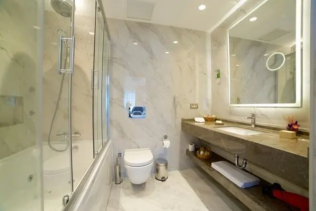 1King Yataklı Suite Oda
