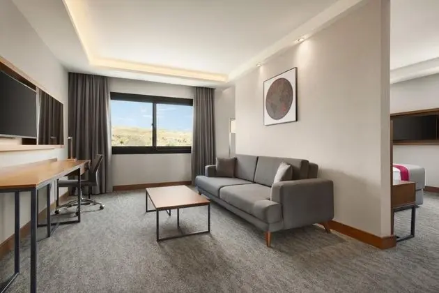 Suite, Şehir Manzaralı