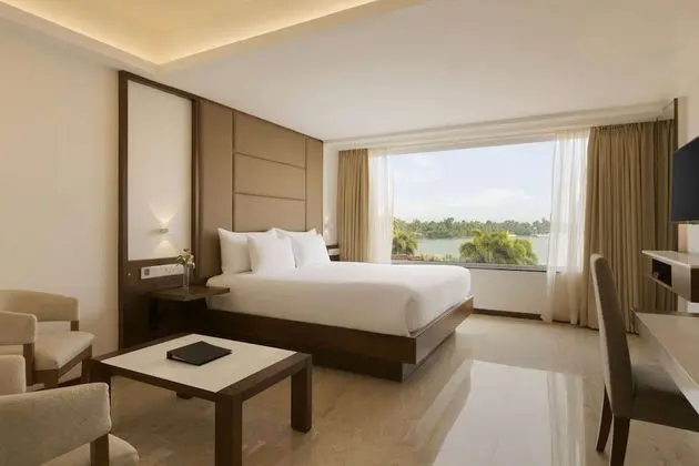 Luxury Oda, 1 En Büyük (King) Boy Yatak, Sigara İçilmez, Göl Manzaralı