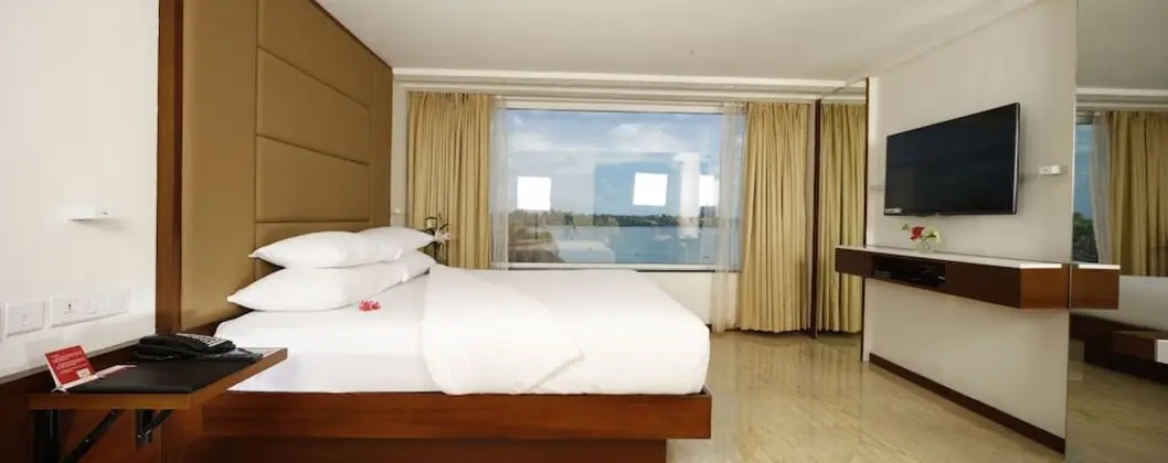 Luxury Oda, 1 En Büyük (King) Boy Yatak, Sigara İçilmez, Göl Manzaralı