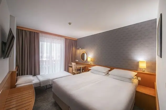 Superior Tek Büyük Yataklı Oda