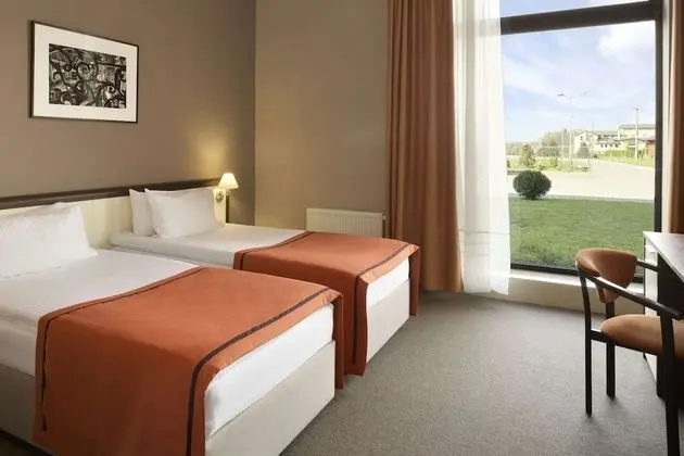 İki Ayrı Yataklı Oda, 2 Tek Kişilik Yatak