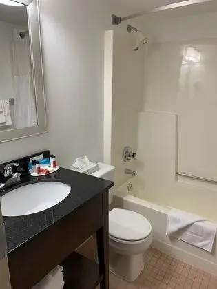 Standard Oda, 1 Büyük (Queen) Boy Yatak