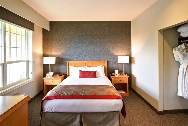 Süit, 1 Yatak Odası, Dağ Manzaralı, Köşe (1 Queen Bed)