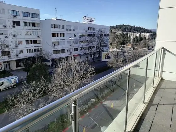 Süit, 1 En Büyük (King) Boy Yatak, Sigara İçilmez