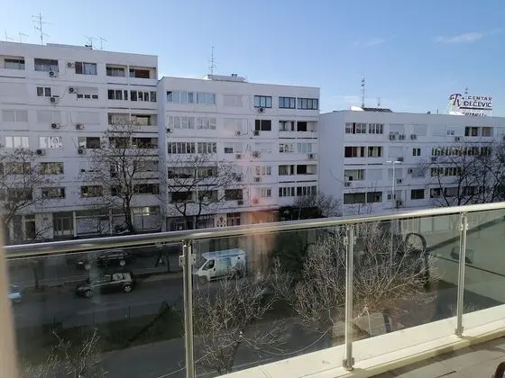 Süit, 1 En Büyük (King) Boy Yatak, Sigara İçilmez