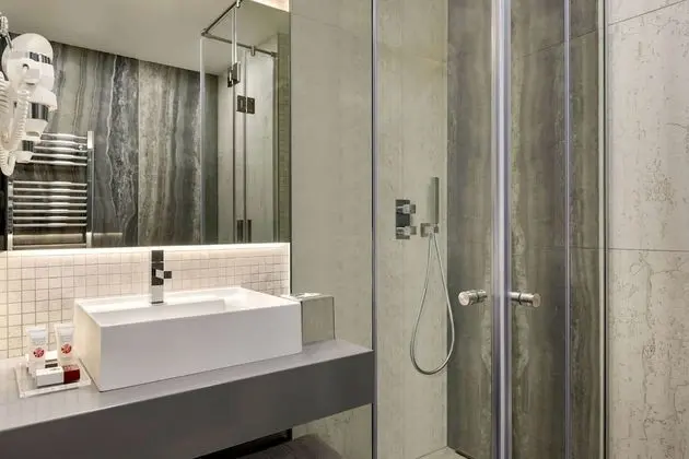 Oda, 1 En Büyük (King) Boy Yatak, Sigara İçilmez