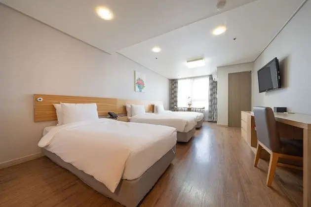 Deluxe Oda, 3 Tek Kişilik Yatak, Sigara İçilmez
