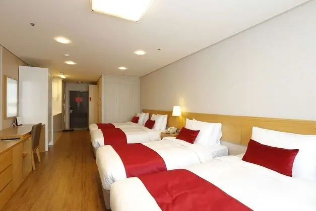 Deluxe Oda, Birden Çok Yatak, Sigara İçilmez
