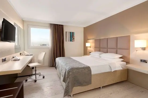 Business Oda, 1 En Büyük (King) Boy Yatak, Sigara İçilmez (Newly Refurnished)