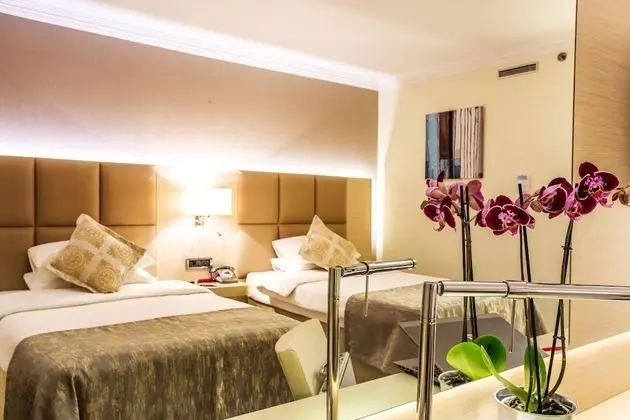 Business Oda, 2 Tek Kişilik Yatak, Sigara İçilmez (Newly Refurnished)
