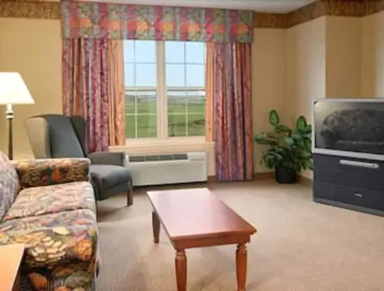 Süit, 1 En Büyük (King) Boy Yatak, Sigara İçilmez (One-Bedroom, Track View)