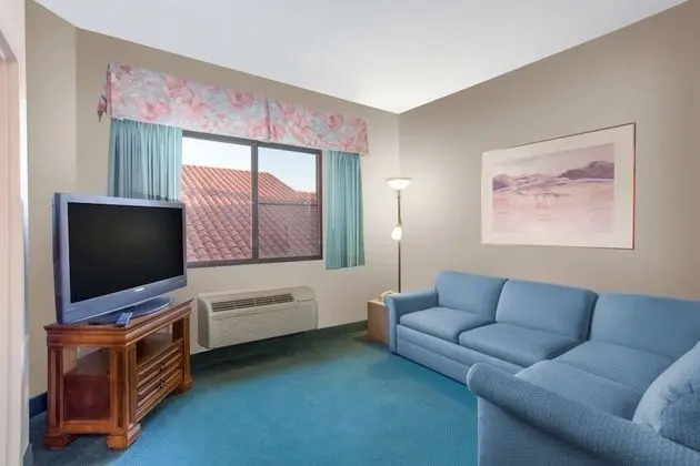 Deluxe Süit, 1 En Büyük (King) Boy Yatak, Sigara İçilmez (One-Bedroom)