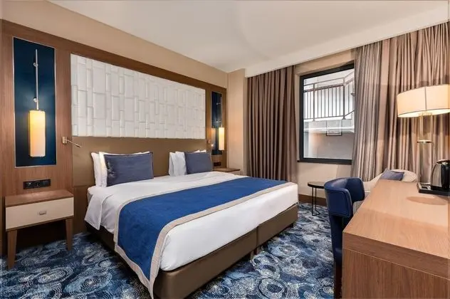 Oda, 1 En Büyük (King) Boy Yatak, Sigara İçilmez (Compact room)