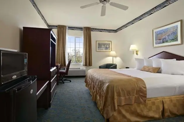 Oda, 1 En Büyük (King) Boy Yatak, Sigara İçilmez