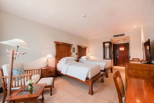 Grand Deluxe Room