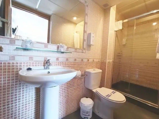 Tek Büyük veya İki Ayrı Yataklı Oda