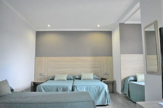 Double Room with 2 extra beds