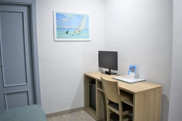 Double Room with 2 extra beds